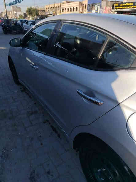 السلام عليكم النترا امريكي موديل 2019
محرك 2000دوش رقم بغداد بسمي 
كير مكينة مكفولات
حادث بابين وصابغين جاملغ امامي وخلفي رش فقط
بچم كبس سياره جاهزة
كير atm المرغوب
مواصفات
شاشة كار بلي
رادار امامي وخلفي وجانبي
مود درايف
وبعد مواصفات
مكاني بغداد الدوره
السعر 124
***********
