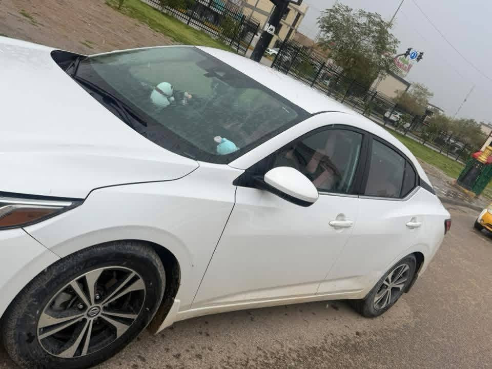 نيسان سنترا 2023 للبيع حادثها مثل ما موضح بالتصوير سيارة كلش نظيفة صار اربع اشهر من ماخذها ومتوازي على فلوس السعر 140 وبيها مجال وهذا رقمي ***********
