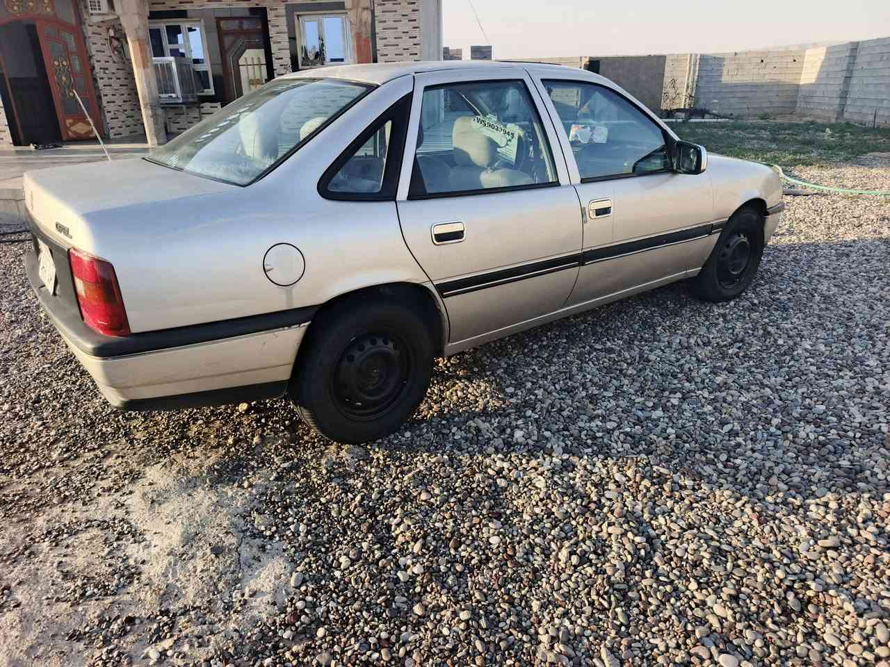 اوبل فكترا للبيع حجم 20رقم اربيل العريض سنويه ساقطه نهاية 2020 كير  ومحرك بشرط كير اوتماتيك سياره بلاديه على وضع الشركه مال جناي مايعوزها برغي شرط التحويل السعر37وبيها مجال اتصل***********
