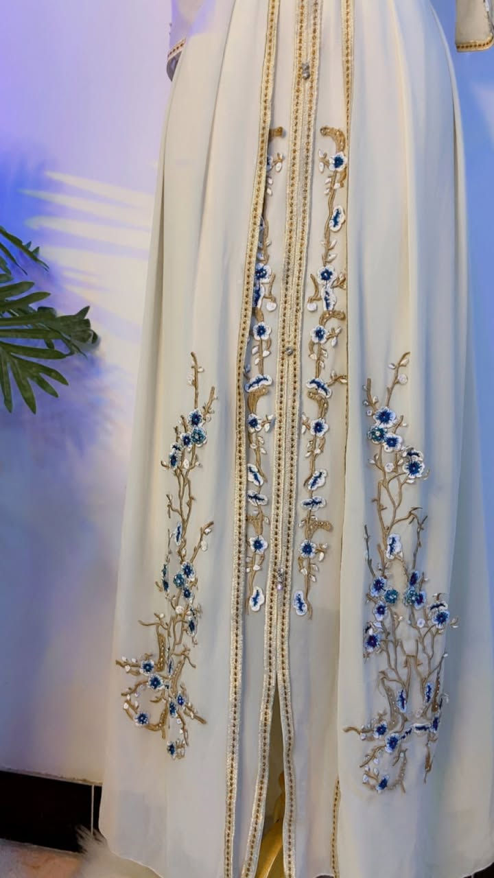 قفطان مغربي قياس فري لحد 80
سعره 35 
سعر الشراء 200 
كلش نضيف


**إذا كنت صاحب هذا الإعلان وتريد حذفه لأي سبب، رجاءا أرسل رسالة إلى الدعم الفني**