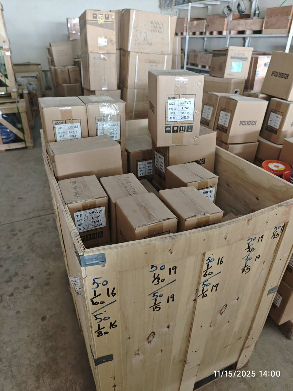 سلام عليكم 

متوفر الآن جميع أنواع الگيـربوكسات الجانبية بمختلف الأحجام والسرعات:

القياسات: من 30 type إلى 150 type

السرعات: من 15 دورة/دقيقة إلى 200 دورة/دقيقة

متوفرة مع محركات و بدون محركات أيضًا

 للتواصل عبر الخاص او الواتساب : ***********
 العنوان: كركوك – المنطقة الصناعية فرع محطة الشهيد او ببسي تاج

📍تتوفر خدمة توصيل الى جميع المحافظات
