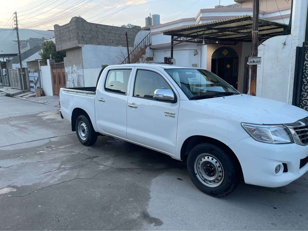 مەرزییە مودیل 2012 ناوسور قولاب جوان و خاوین بویاخی هیج نییە مەکینەی نەکراوەتەوە بەشەرت گیر بەشەرت توزی وردە ساردی هەیەو بەس سەیارەیە تابلیی جوانە سەنەوی تازەیە تا 2029 دينار مةسروفي نييه شوين كةركوك سعرى 176مەجالی برایانە***********و*********** كركوك, العراق
