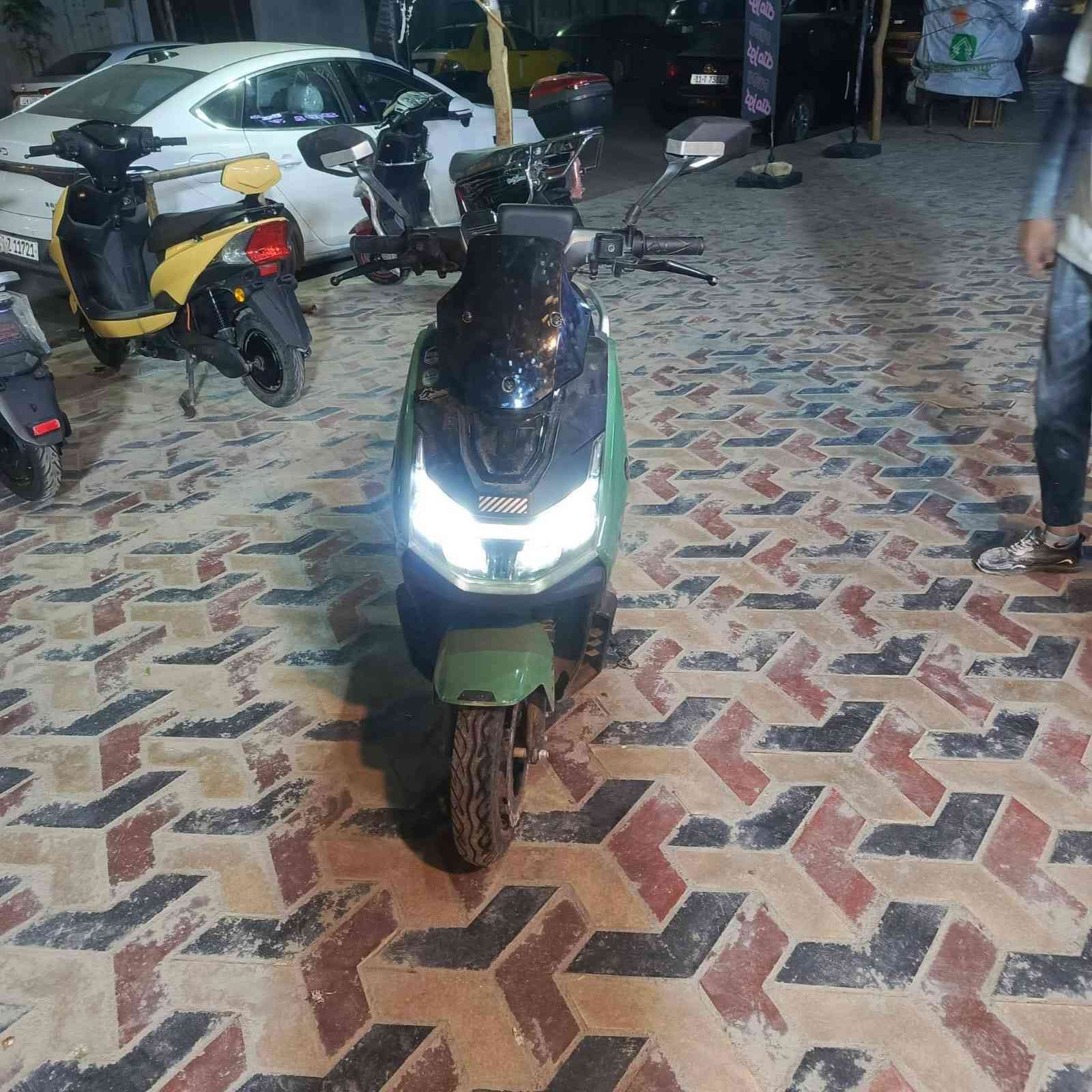 سلام عليكم شباب دراجه شحن اباجي دراجه وضيفه بطاريات صارله سبوع من بدلته ريده 750 وبيه مجال الشرايه مكان بياع


**إذا كنت صاحب هذا الإعلان وتريد حذفه لأي سبب، رجاءا أرسل رسالة إلى الدعم الفني**