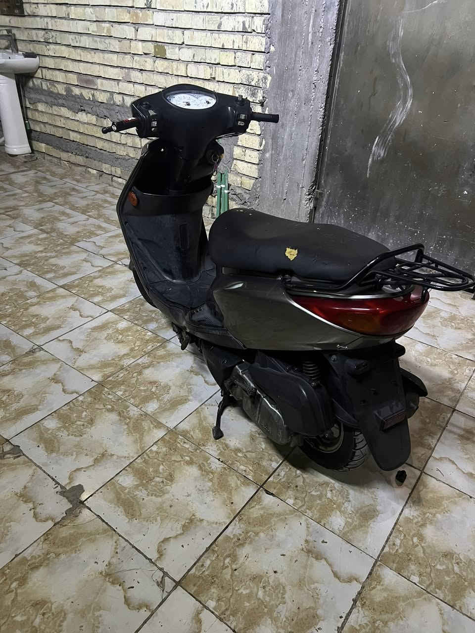 دراجه بريز نوزل نظيفه وحلوه اي نقص مابيه مكانه بل شعله السعر٦٥٠  ***********
