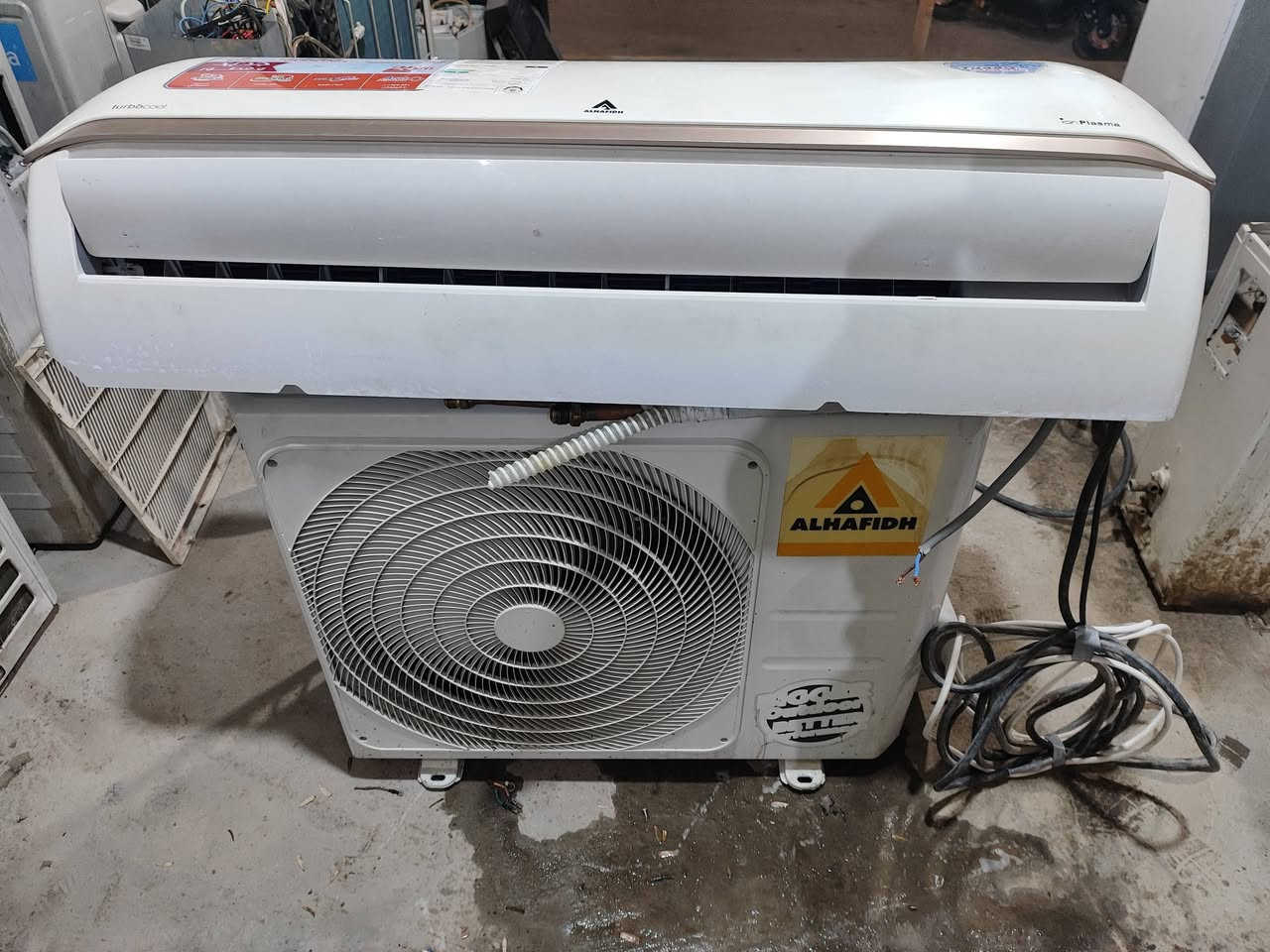 الحافظ الحديث نفخ حار بارد
قرص شركه بدون تصليح 
كامل ملحقاته  كيبلات ريمونت بواري 
غاز مقفول 
ضمان شهر 
متوفر مراوس بالعاطل 
الاسعار خاص العنوان الحديد المدخل الاول 
***********
