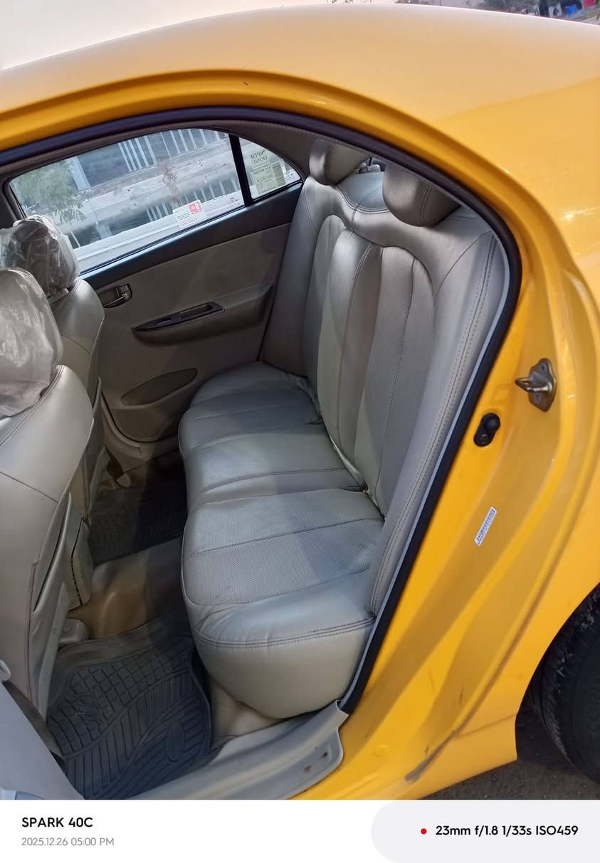 السلام عليكم بي واي دي موديل ١٣مكينه وكير كورله مكفولات تبريد شغال كامرة خلفية مشط ستيرن جديد دبلات جدد مكفولة من الضربه والتبديل والصبغ كهربائيات فول سنويه مجدده السعر ٦٢ بيه مجال شي قليل الميعجبه لا يعلق بغداد العبيدي ***********
