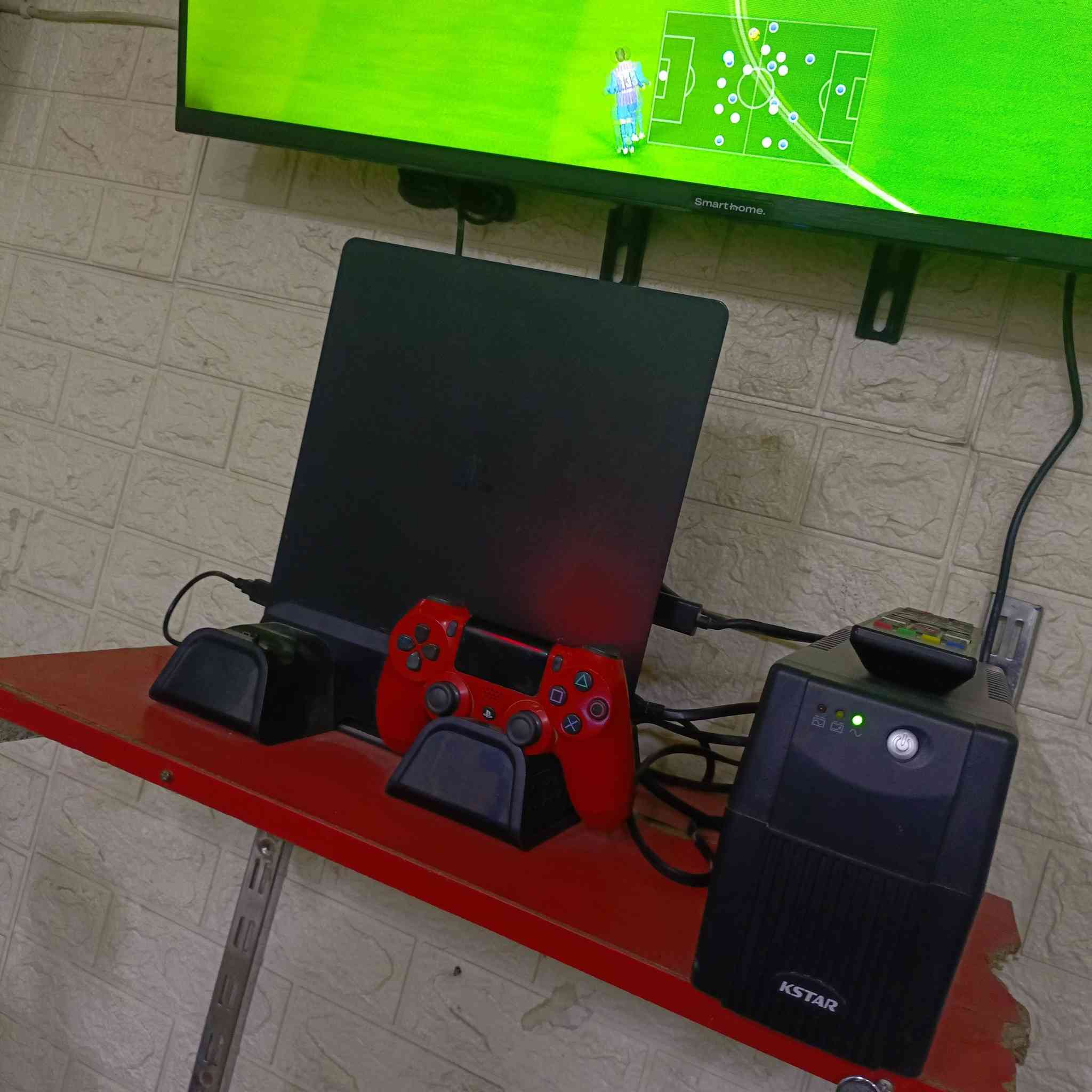 يتوفر بلي 4 عدد 3
1- نظام 9 نظيف مهكر
2- نظام 11 نظيف مهكر 
3- نظام 13.2 غير مهكر 
مع كامل الملحقات جوستك عدد 5 اصلي وعدد 1 تجاري
مع UPS عدد 3 مع مروحيات + شاحنة جوستك عدد 3
مع بلازمات حجم 42 عدد 3 
السعر خاص وجزاكم الله خير


**إذا كنت صاحب هذا الإعلان وتريد حذفه لأي سبب، رجاءا أرسل رسالة إلى الدعم الفني**