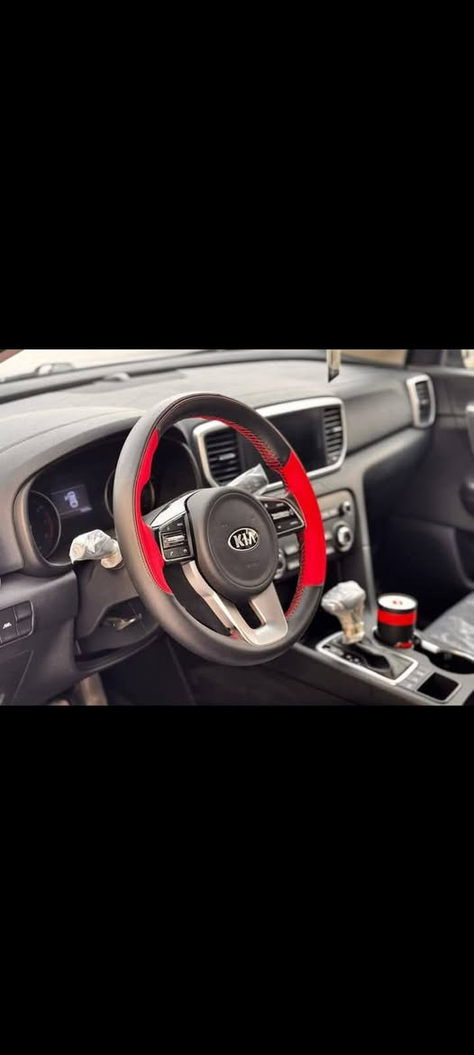 سلام عليكم سبورتج 2022 للبيع كلين بدون حادث ماشية من أمريكا 80 وهسه مشت عندي 83 سياره جديده ونضيفه سنويه بسمي سياره جاهزه ومانقصها شي سعر 175 مكاني بغداد حي اور ***********
