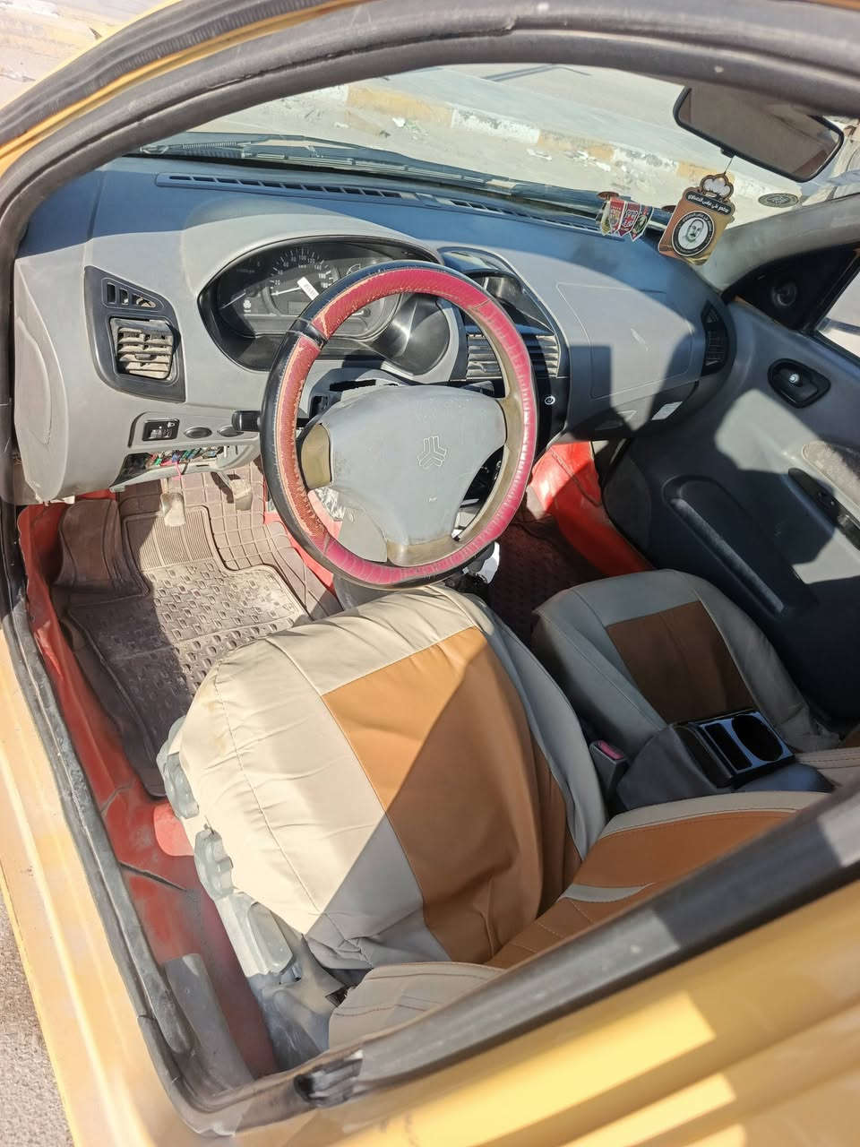 سلام عليكم
سياره طيبه موديل 2016 ذي قار 
سنويه 2028 تحويل ثاني يوم سياره عله وضع شركه كله بلاديه  جام كله شغال  جاهزه ترايك بغداد  حداديه توني مسويه  مكينه بيه بدايت خيط بخار دهن ماتنقص قطره وحدا  كير جديد  كهربائية كله شغاله تبريد نقص غاز فقط  مصفره هيئه وغرامات 
سعره 24 ورقه وبيه مجال قليل مكان السياره ناصريه حي تضحيه 
الهاتف ‏‪***********‬‏
