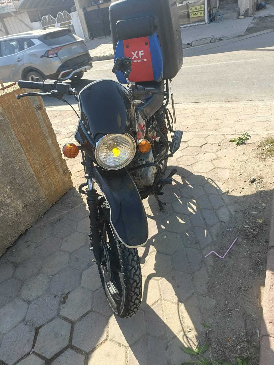 السلام عليكم بوكسر للبيع موديل 2021اوراق كاملا ما مرقم معمره جديد دراجه خير من الله مال شغل بس يرادله ترتيب شويه الدراجه رايدها إب ٨٧٥ وبيها مجال قليل ‏‪***********‬‏ بي واتساب
