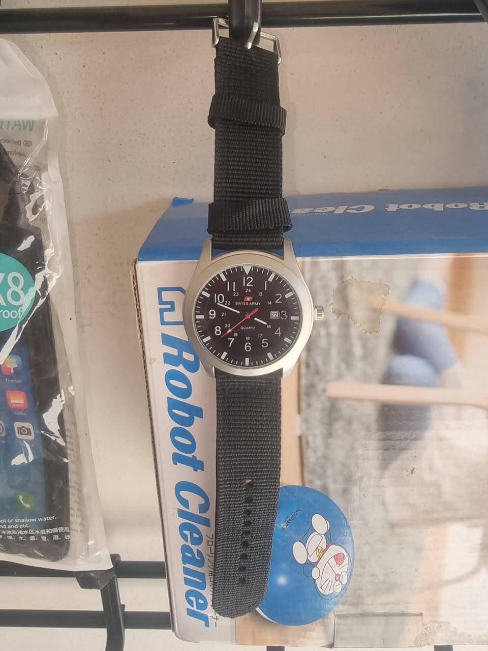 ساعه سويس ارمي اصلي للبيع 15 الف
جديد
***********
