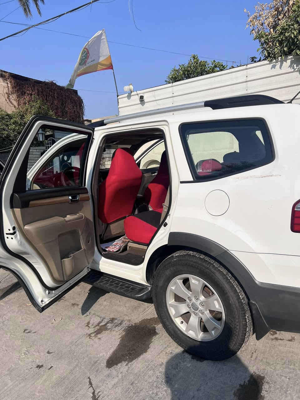 موهافي ٢٠١٠ للبيع  خليجي باسمي ( الدولية العراقيه ) رقم بغداد مكفولة من الصبغ ضرر بسيط جدا كما موضح بصور  مكان السياره بغداد العامريه السعر ١٣٠ ورقه وبيه مجال انشالله 

‭٠٧٧٢ ٨٩٣ ٨٤٧١‬
