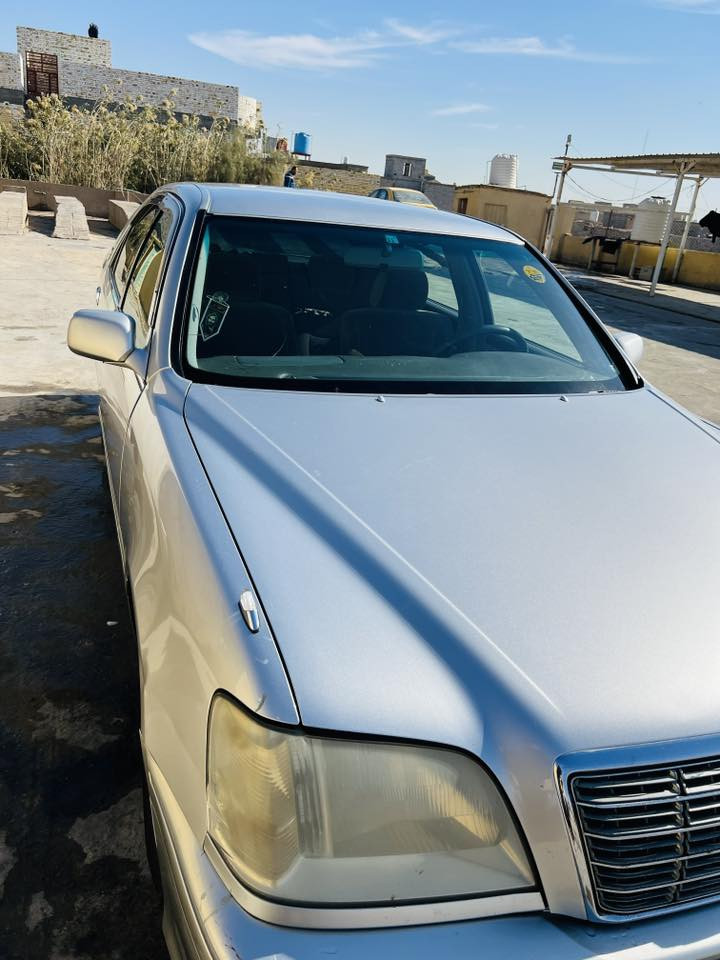 ملكة گصة قماره فقط ديفور جبير اربع دكم تبريد ثلاجه اربع كشنات كهرباء  سيارة نظيفه سعر 43وبيه مجال مكاني شطره رقم ***********
