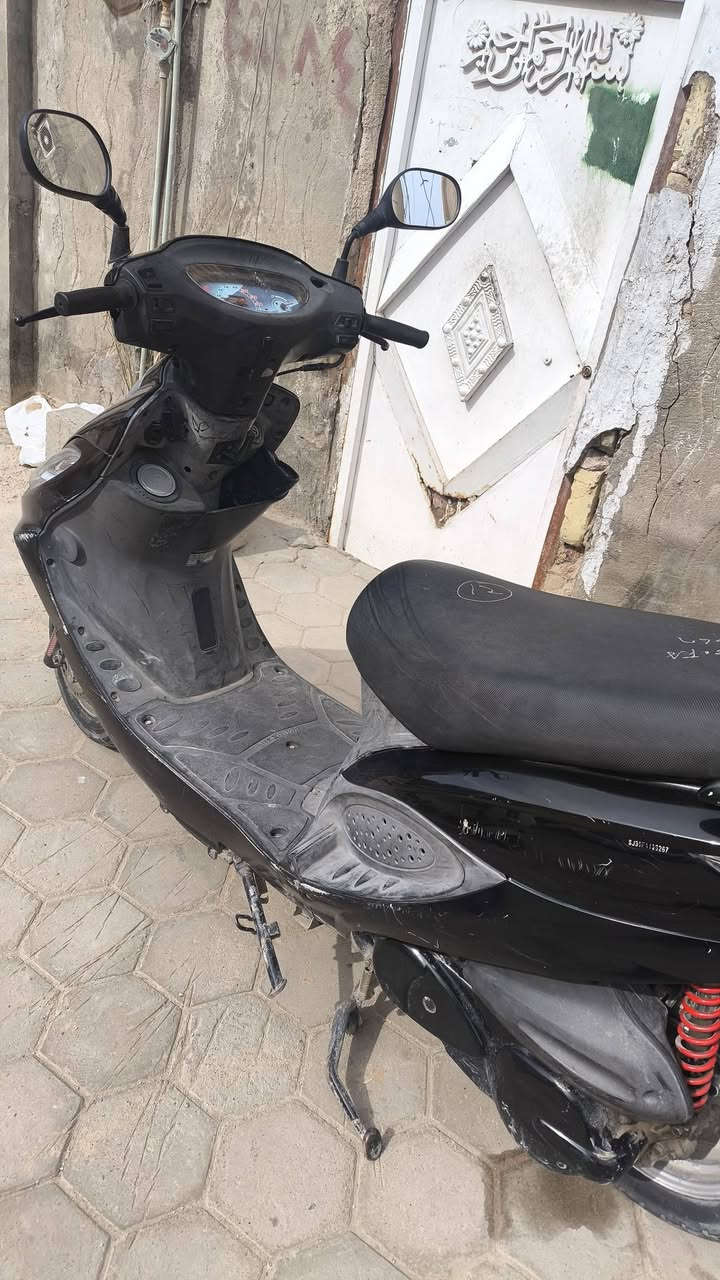 دراجه كامكو في تو الطويله تجي دبلين السعر 700 وبيه مجال بسيط  الرقم ***********
