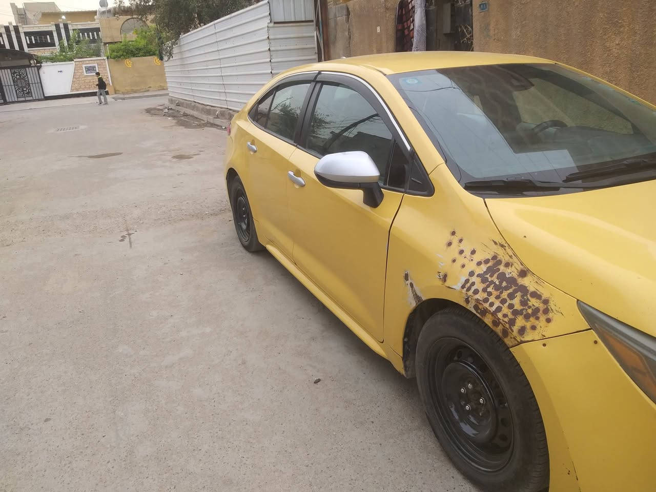 السلام عليكم كورلا موديل 2021 LE بدون دواخل نفس الجاملغ بالعراق سياره كامله مكمله رقمها بغداد باسمي رقم التلفون ***********
