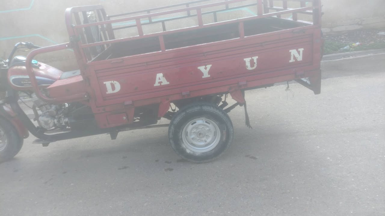 للبيع دايوان 19 ومكينة 23اوراق كاملة مكان بغداد حي انصر السعر 900شراي ينتصل  ***********
