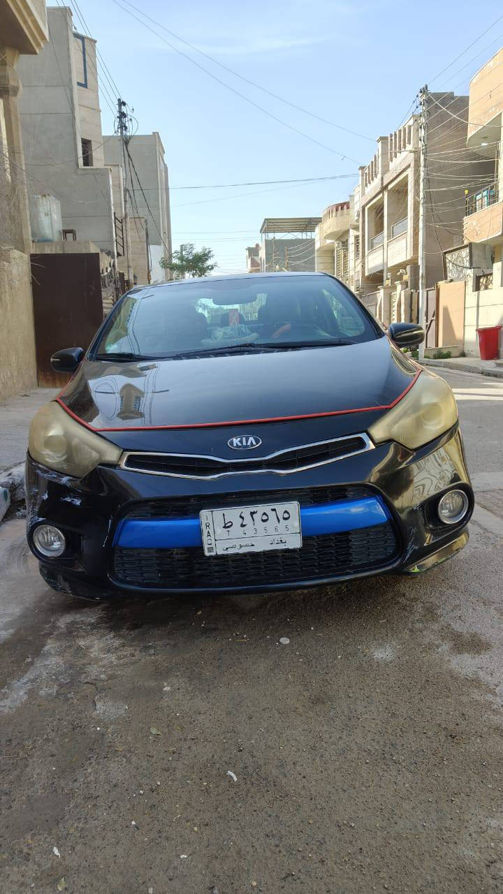 السلام عليكم
فورتي موديل 15

السيارة رقم بغداد 

مكينه 2000

المكان السياره بغداد 
السعر 75 وبيه مجال
***********
