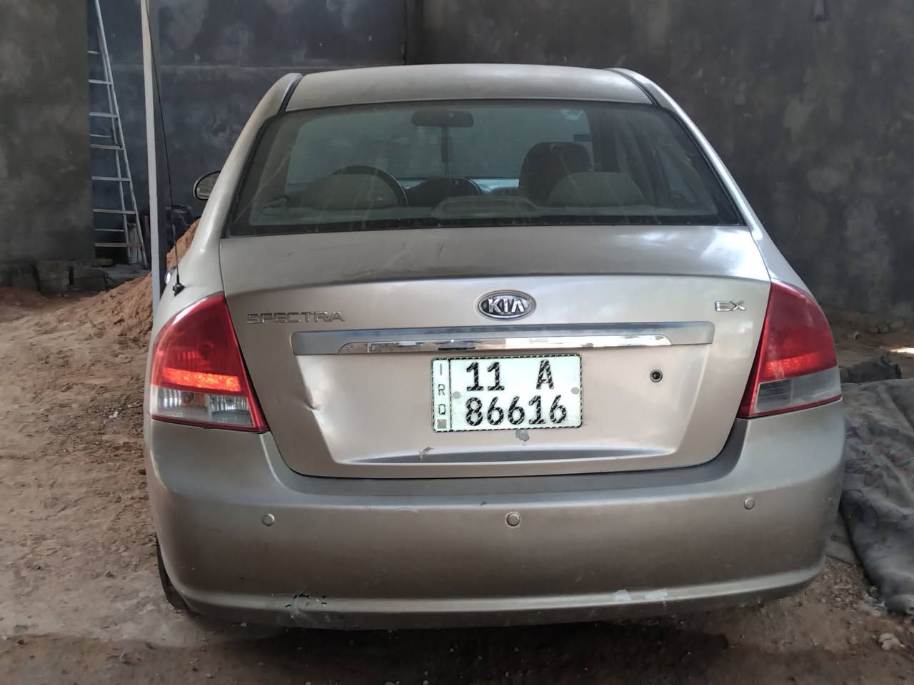 من رخصه الادمن
سياره سبكتره 2008 كير حداديه مكفوله بيه جراد قليل بيه مشكله بالمكينه فقط حسبت ورقتين تصليحه السياره باسمي رقم بغداد دولي المكان كربلاء مدينه سيد الاوصياء للاستفسار السعر 85وبيه مجال حك الجيه *********** ملاحظه بخصوص المكينه صعدت الحماوه
