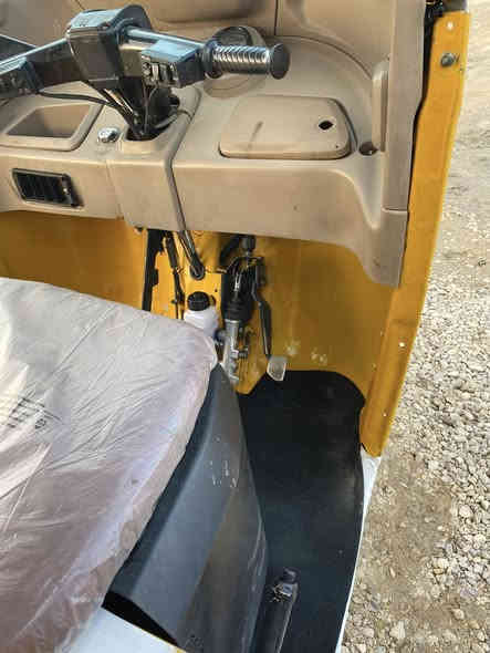 ‏السلام عليكم تكتك للبيع رقم بصره تحويل ثاني يوم من بصره السعر6500 بيها مجال مكان الرفاعي دراجة بي ضربات أبو شه￼ بوستن  ‭0786 617 2571‬  ￼
