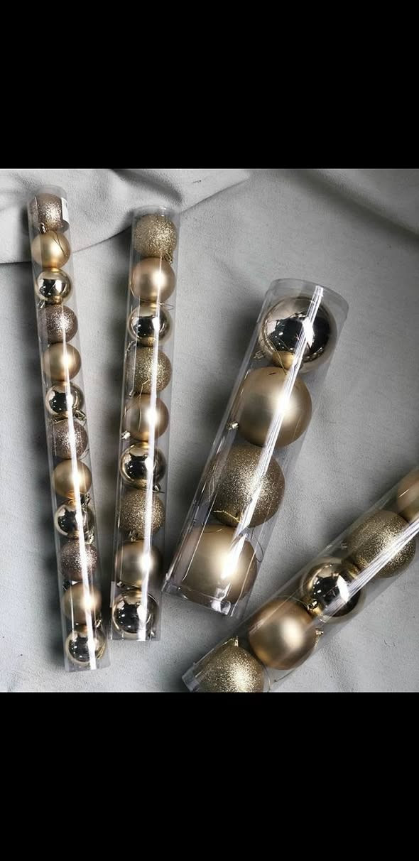 عندي هاي الشجره للبيع اشتريتهه وما نصبتهه ابد صار عندي ظرف ضامتهه بالمخزن
طولهه مترين و١٠ اليريدهه يراسادلني ع الخاص او ع هذا الرقم*********** والتوصيل سهله اني ادبره 
وعندي زينه مثل ما موضح بالفديو الاسعار مالتهم ٥٠٠ / ١٥٠٠/١٠٠٠ فقط
