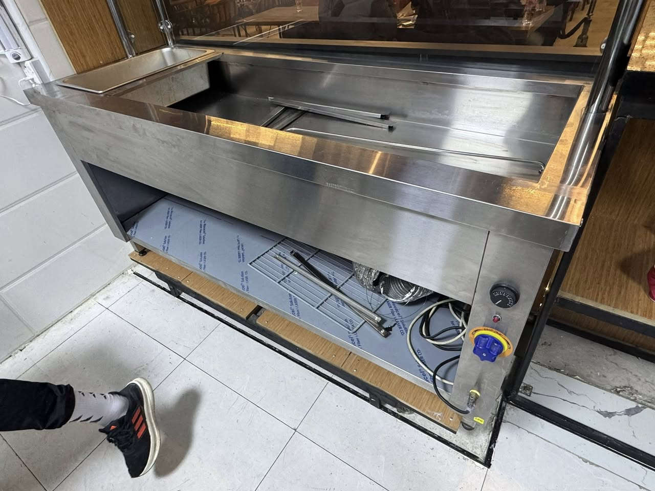 حمايه للبيع تركي قياس متر و80 استخدام مرتين جديده لغرض الفحص يعني ممخلي بيه اي شي كامله مع البلانكات 
سعر 900 الف  

***********
