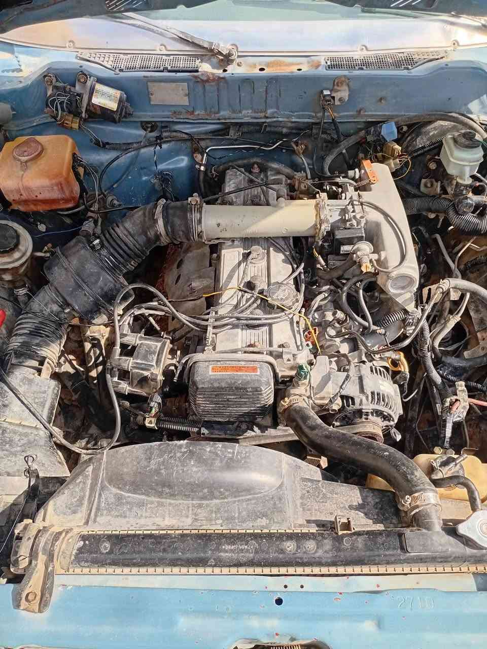 للبيع سوبر  موديل  ٨٢  محور  محرك  وكير  ونجي  لا صرف دهن  ولا تبخير  على  الفحص كلشي واضح في الصور 
معمره  عام  صبغ كهربائيات  تخم تاير  ويلكب ابلادي كله شغاله  السياره بسمي  الاتصال  على الرقم  ***********  وبيه مجال حك الجيه  وشكرا
