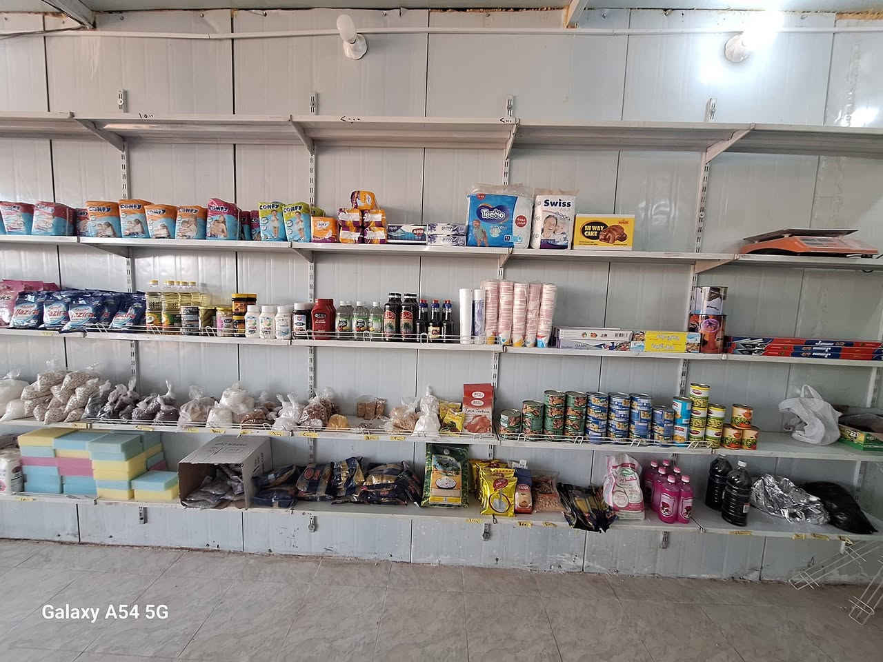 مكلف بالنشر للبيع عارضات مع مجمده مع رفوف التواصل على الرقم ***********
