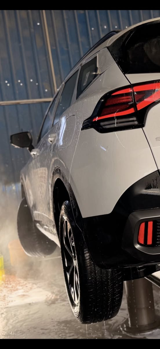 سلام عليكم
سبورتج موديل ٢٥ شد صيني هايبرد 
سياره مال مصرف 
تسديد يدوي 
وكفيل ماستر
مطلوبه مصرف ٨سنوات يله 
تحول وكاله سياره.  يسويلك راعيه 
السعر ٢٠٥
وبيه مجال. 
مكان سياره بغداد العبيدي 
***********
