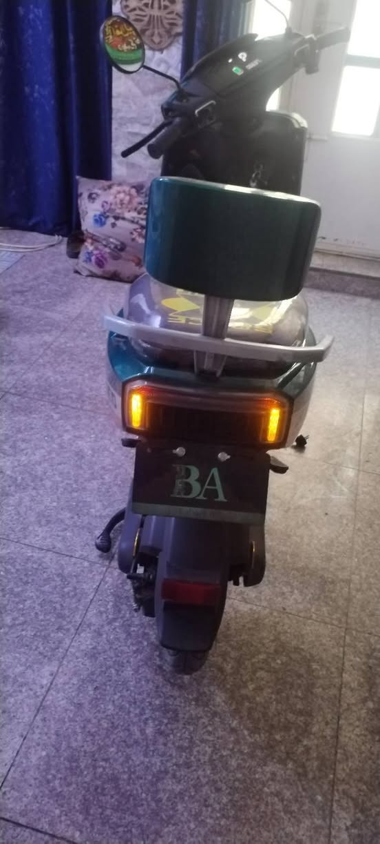 دراجه شحن 6باتري 1500واط الملف السرعه99المسافه 50كيلو تمشي مكفوله من كلشي نظيفه كلش تجي وشوف بعينك السعر 500 واتساب ***********
