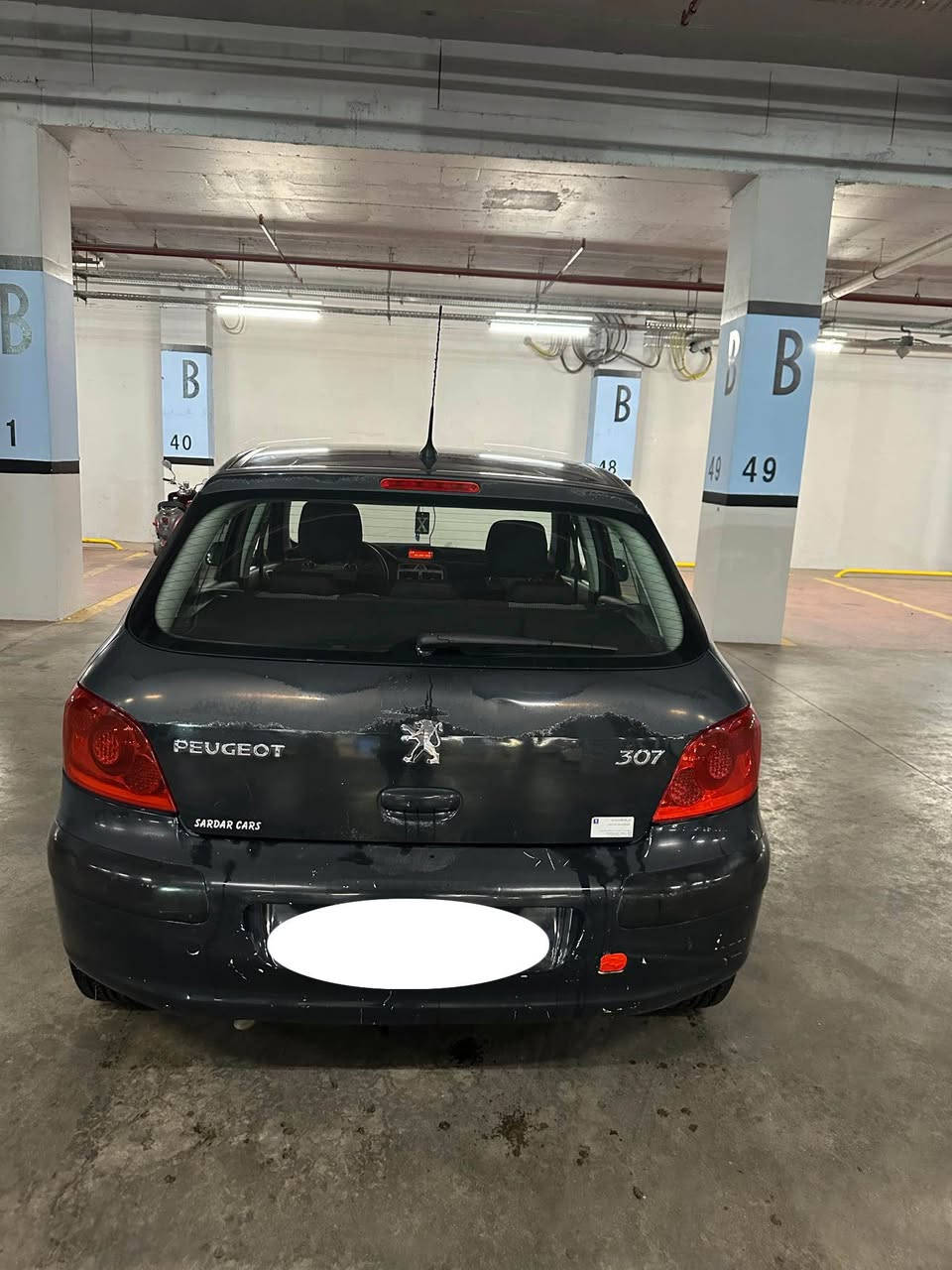 🚙 بیجو 307 
🗓️ مودیل 2006
🪪 سنوی جدید لحد 2030 (باسمي)
💳 مشروع وطني 
🏷️ رقم بغداد (رقم جدید)
⛽️ بیها بیطاقة  بنزین
❄️ تبرید سلج  
🚨  کیر و مکینە مابي عیب 
🛠️ بشکل عام سیارة جاز
🎨 بس سبخ مالتها رايح
👫سیارە عائیلە حیل موناسب و موریح
💵 سعر 54 ورقة شوية بيها مجال
📍 مكان كركوك
☎️ للاستفسار اتصل على واتساب (***********) كركوك, العراق
