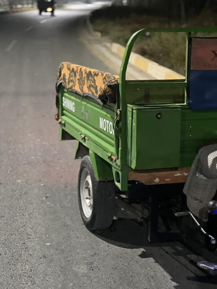 سلام عليكم ستوته للبيع نضيفة شوفت عيني الي بل صوره ستوته من كلشي شغاله كهربائيات موديل 2021  سعرر1650  وما متواجد عل فيس هاذه رقمي *********** بي واتساب
