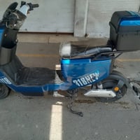 ماطور شحن 318 ماطور كلو شغال كامل مكمل سرعتها 75 80. السعر 400. الستفس...