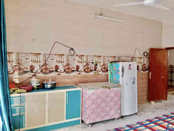 السلام عليكم
  دار للبيع
طابو زراعي سند 25 
العنوان / /بابل المدحتيه
شارع المعاره قرب سيد جواد العناوي
شارع سيد سهيل 
المساحة//650
خدمات كامله من ماء وكهرباء
السعر/130وبي مجال
تفاصيل البيت طابق واحد 
استقبال 
صاله 
محل 
غرف عدد(3)
مطبخ حار وبارد
منور خلفي وجانبي
مجمع صحيات داخليه وخارجيه
طارمه و حديقه 
السطح كامل اشتايكر 
للاستفسار
***********
