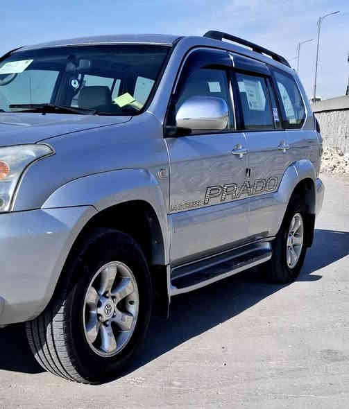 من رخصت مدير الكروب المحترم السلام عليكم تويوتا برادو  ٢٠٠٧  وارد خليجي رقم بغداد دولي بسمي تحويل مباشر  شركه الساير  VX فول مواصفات فتحه سقف ٦ سلندر كراسي جلد كهرباء فور ويل سبعه راكب ثلاث قطع تبريد حساس خلفي مسجل سيدي ٦ اقراص داخل  عسلي صاج  السياره مكفوله بدون حادث بدون تبديل بدون فتح بيهه بنيد كلير فقط اثر جراد كير مكينه شرط مامفتوحات صدر أمامي وخلفي نضيف تخم تاير تبريد ثلج تتدفة شغاله السعر (   ١٦٣  ) بيهه مجال الاتصال   *********** مكان بغداد
