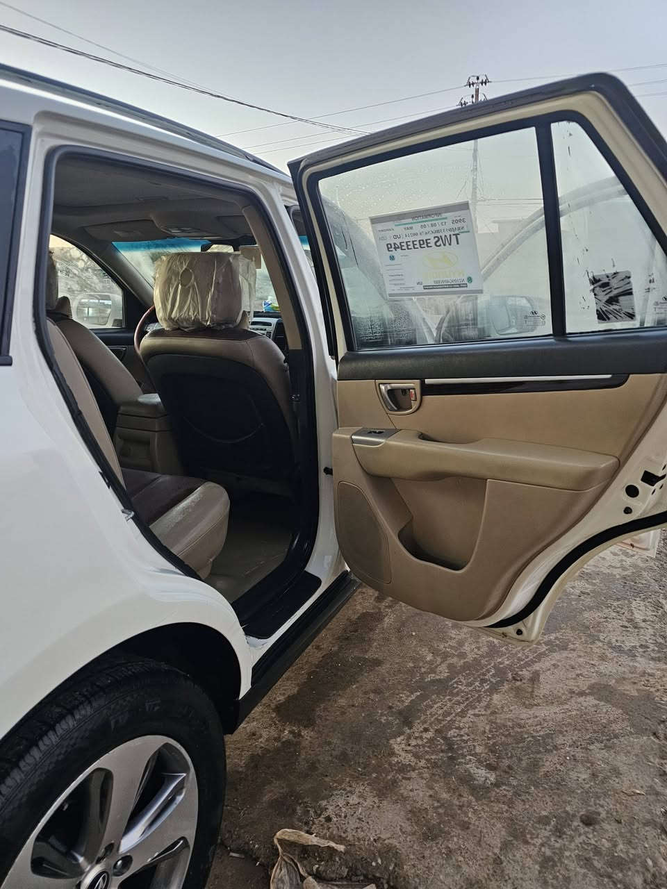 ملاحظه غير متواجد ع الفيس اتصل ع الرقم ***********
سنتافي  2012 خليجي فول مواصفات بصمة فتحة كشن كهربائي محرك كير مكفولات 6 سلندر تدفئه تبريد السياره جاهزه رقم بغداد انكليزي ومال  جناي المكان ديالى الخالص السعر 175 وبيها مجال للشراي
