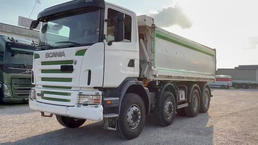 Scania R420
ستة الصنع 2008
عداد 583000 كم
ناقل حركة أوتوماتيكي 
قوة المحرك 420 حصان 
عدد المحاور 4 
نظام المحور 8×4
السعر 45 ألف دولار 
شامل كمرك ضريبة شحن 
مدة الوصول 25 يوم بعد الحجز


**إذا كنت صاحب هذا الإعلان وتريد حذفه لأي سبب، رجاءا أرسل رسالة إلى الدعم الفني**