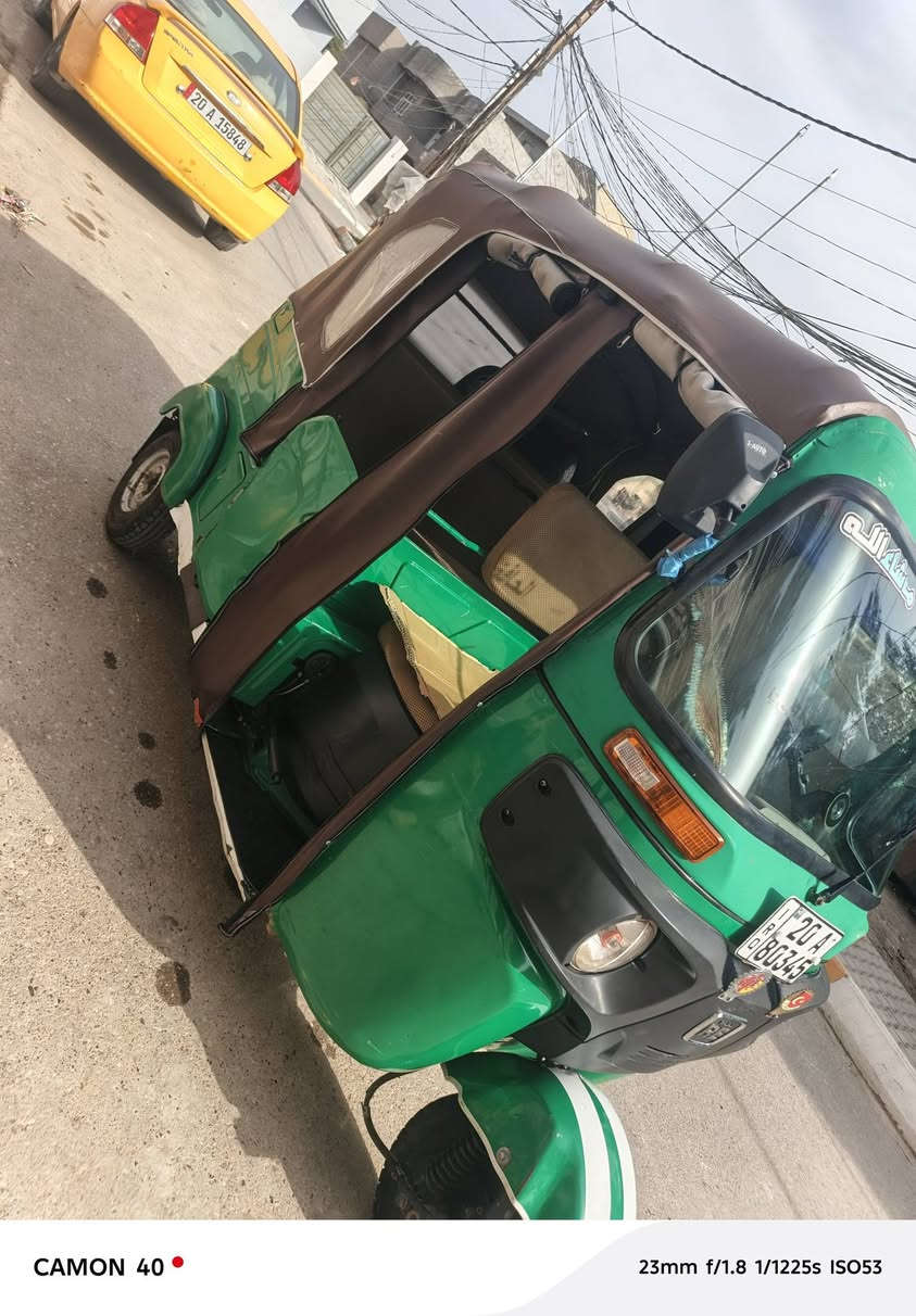 سلام عليكم تكتك موديل 22 رقم انكليزي مكينه مكفوله تكتك خير من الله
سعر 8او ٢٥٠او بيها مجال 
اتصال ***********
