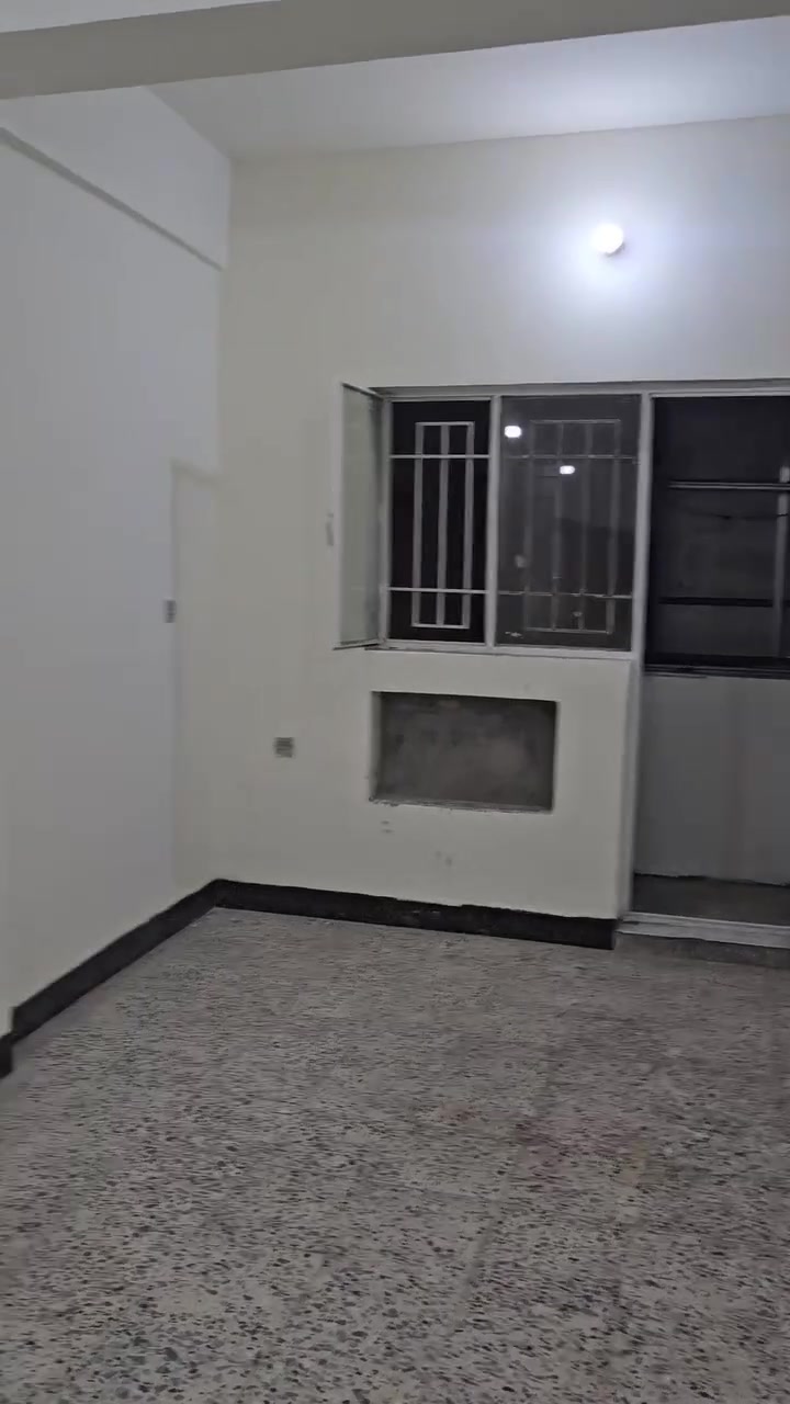 شقق للايجار. في منطقة الوزيرية.
على شارع ابي طالب.  مقابل التربيه الرياضية للبنات. 
(بدون دلالية ) من صاحب الملك 
*********** متوفر واتساب 
*********** متوفر واتساب
