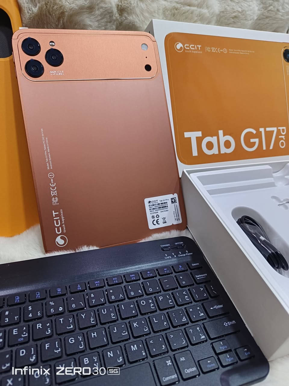 تابلت 17برو جديد بالكرتون اصلي صناعه cclt ذاكره واحد تيرا بايت عشوائي 16يدعم سيمكارت شحن تايبسي حجم الشاشه 10انج مع كامل ملحقاته السعر 170الف ع اول تم


**إذا كنت صاحب هذا الإعلان وتريد حذفه لأي سبب، رجاءا أرسل رسالة إلى الدعم الفني**