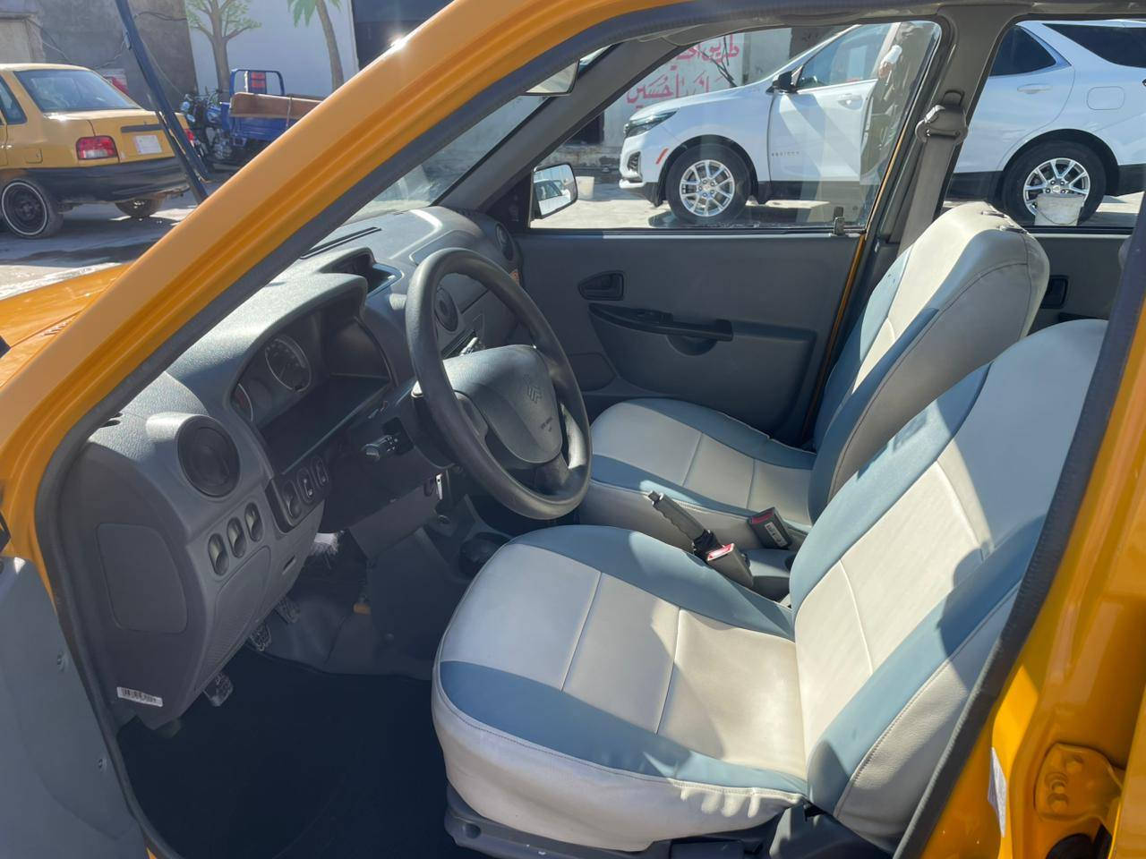 سلام عليكم سايبه موديل 23 كفاله ما عده الوضح بل الصوره رصعه  يم قبق البانزيل كير مكينه خير من الله ماشيه 70 مكان دوانيه  السعر 65 بيها مجال حك الجيه ***********
