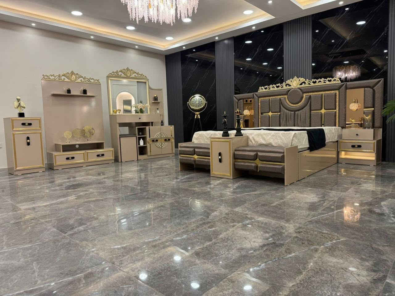 🔥 عروض محرم 🔥

✨ موديل هلسين المودرن ✨

✨ أناقة عصرية وتفاصيل فخمة مصممة بعناية لتمنح غرفتك لمسة راقية تجمع بين الجمال والراحة 🤍

11 قطع — كنتور مع ملحق 335 سم

✅ ضهر بلوك
✅ برغي وچوي حديد
✅ سرير مخزن جك
✅ صبغ حراري

📩 راسلوا الصفحة أو تواصلوا عبر الرقم:
📱 ***********
💬 يتوفر واتساب لخدمتكم
