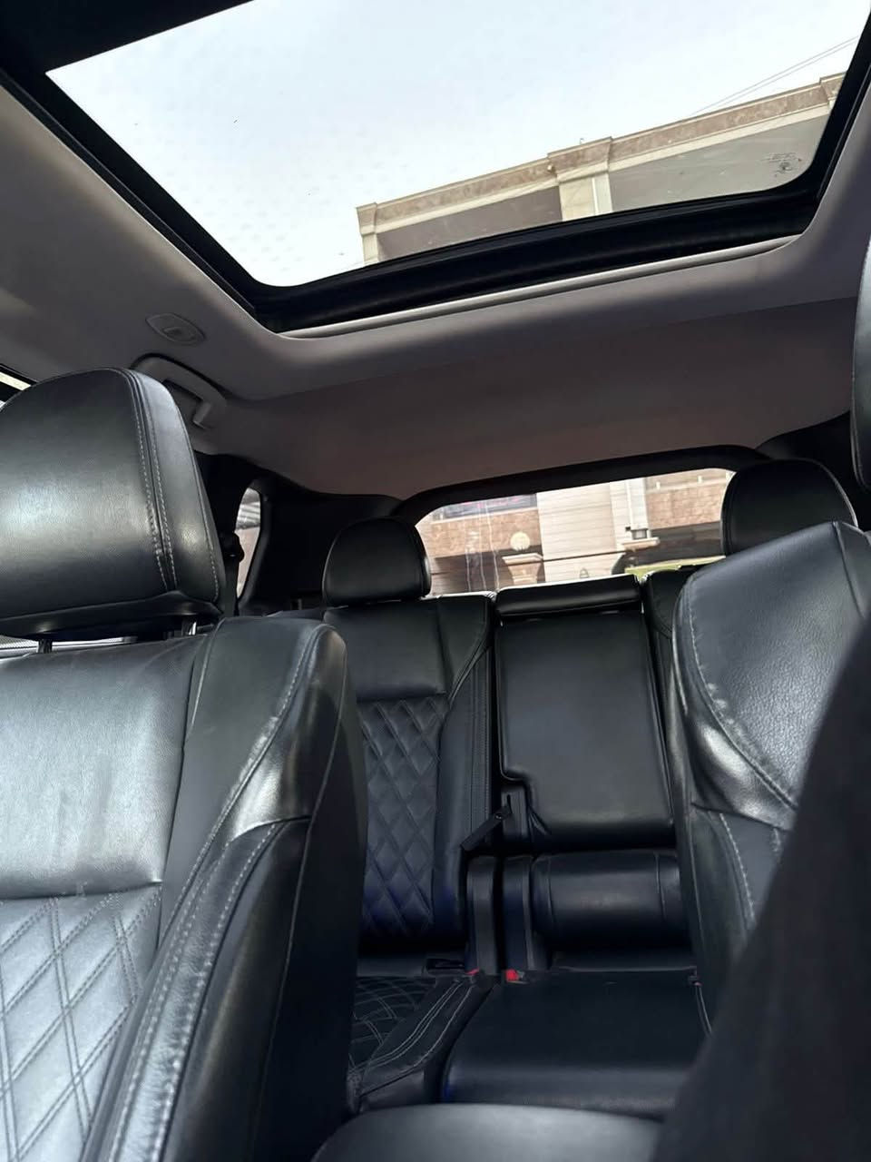 مكان السياره بغداد جادريه / او اربيل 
للبيع اوتلاندر اعلى فئه مواصفات sel 
على ايدي السياره استعمال شخصي ماشيه ٨٠ كيلو 
السياره معتني بيها مثل مواضح بالصور حتى دهن الكير مبدل
رقم اربيل بااسمي تحويل ثاني يوم 
بيها ٣ قطع صبغ 
رايدها ب٢١٥ ورقه 
تفاصيل اكثر اتصل وتس اب 
***********
