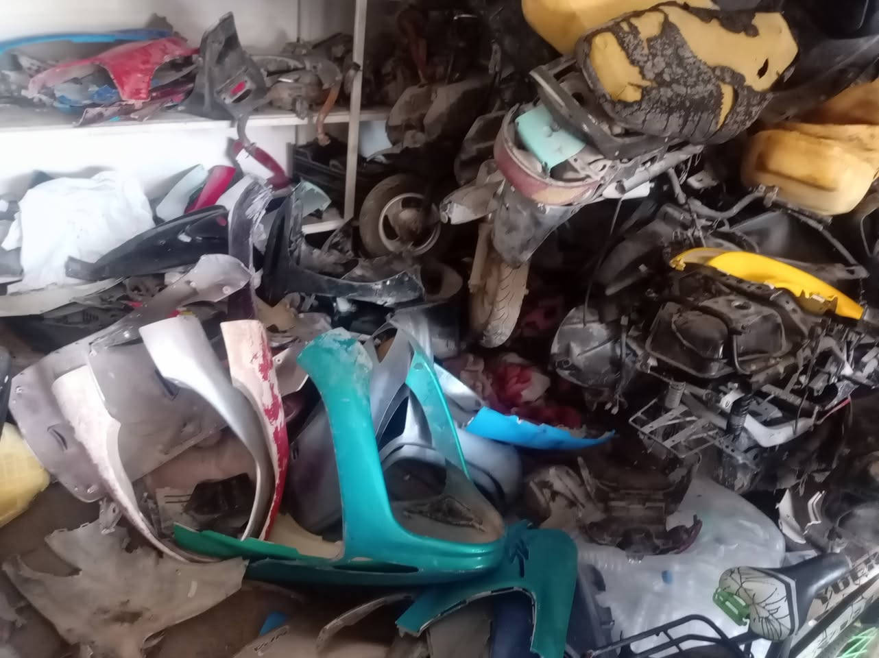 دراجات فراشة للبيع مكفولات كفاله عامه كله شغاله يوجد لدينا كفرات مستخدمه فحل ونثيه سعر الكفر ٤٠ الف والجديد ٧٥ الف يوجد مكان حاويه سعر المكينه ٣٠٠ الف ويوجد دراجة ماكس مكفوله عدله ويوجد دراجة ماكس منغولي ويوجد دراجة ماكس جي فور ويوجد جميع انواع تفصيخ الدراجه ولا يوجد توصيل
كوفه حي ميسان شارع عوده مقابيل مخبز بركات السجاد ع
***********

دراجات فراشة للبيع مكفولات كفاله عامه كله شغاله يوجد لدينا كفرات مستخدمه فحل ونثيه سعر الكفر ٤٠ الف والجديد ٧٥ الف يوجد مكان حاويه سعر المكينه ٣٠٠ الف ويوجد دراجة ماكس مكفوله عدله ويوجد دراجة ماكس منغولي ويوجد دراجة ماكس جي فور ويوجد جميع انواع تفصيخ الدراجه ولا يوجد توصيل
