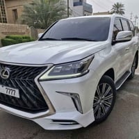 🚗 للبيع: لكزز LX570 سبورت بلاس  بريم اصلي باب اول موديل 2016 🚗 موديل: ...