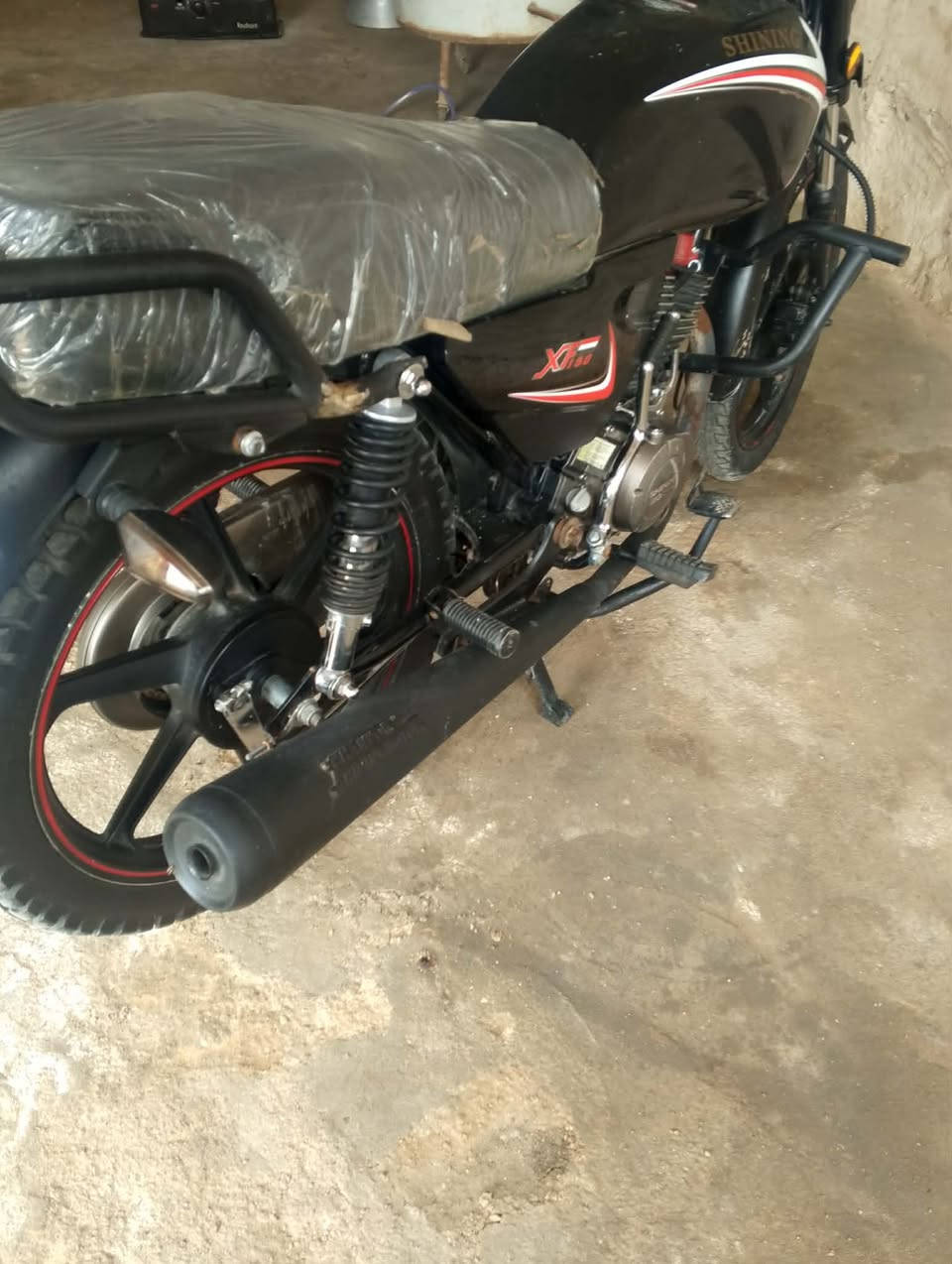 سلام عليكم شونكم شباب دراجه للبيع شاينك موديل 2025 دراجه جاهزه السعر 700 وبيهه مجال مكاني بابل الهاشميه رقمي ‭٠٧٨٣ ٨٢٣ ٣٧١٧‬
