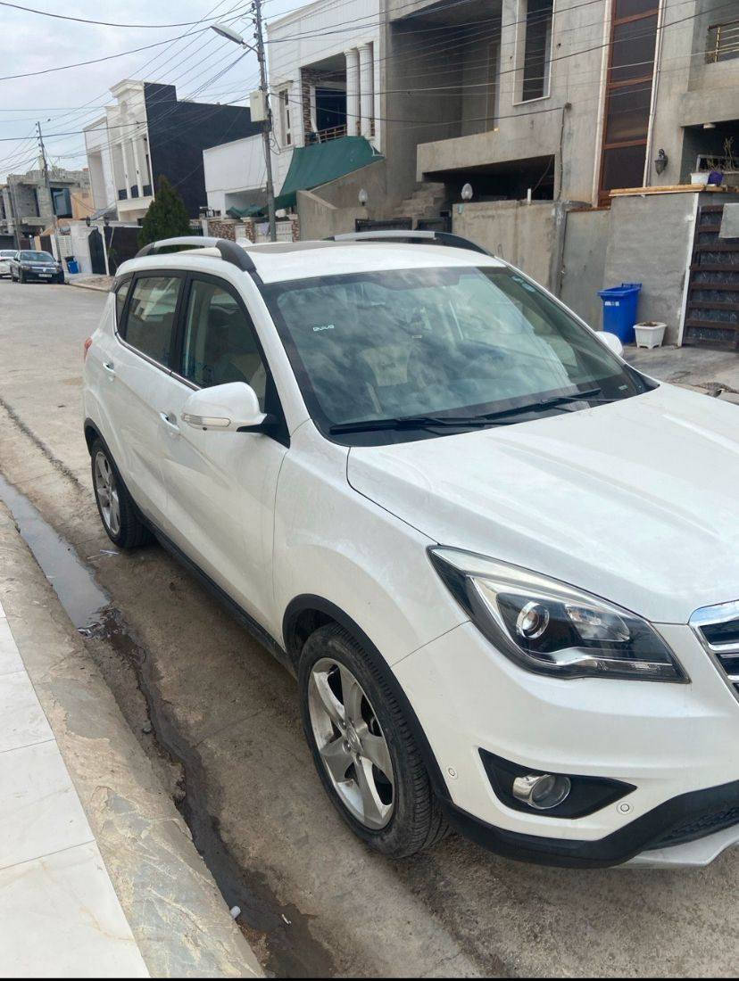 سلام عليكم حبايب للبيع او مراوس شانجان ٢٠٢٠ cs35 سياره نضيفه مال دكتوره كاميرا خلفية و يمين، رادار ٣٦٠ قطعه وحده تعديل بارد، من جهه السايق ماشيه ٦٤٠٠٠ كيلومتر، رقم اربيل اي صبغ  مابيه ادامه كامه تايرات فيت بم دسكات نوزلات بلكات باتري كله جديد استفسار اتصال على رقم او وات ساب *********** السعر 92 وبيه مجال
