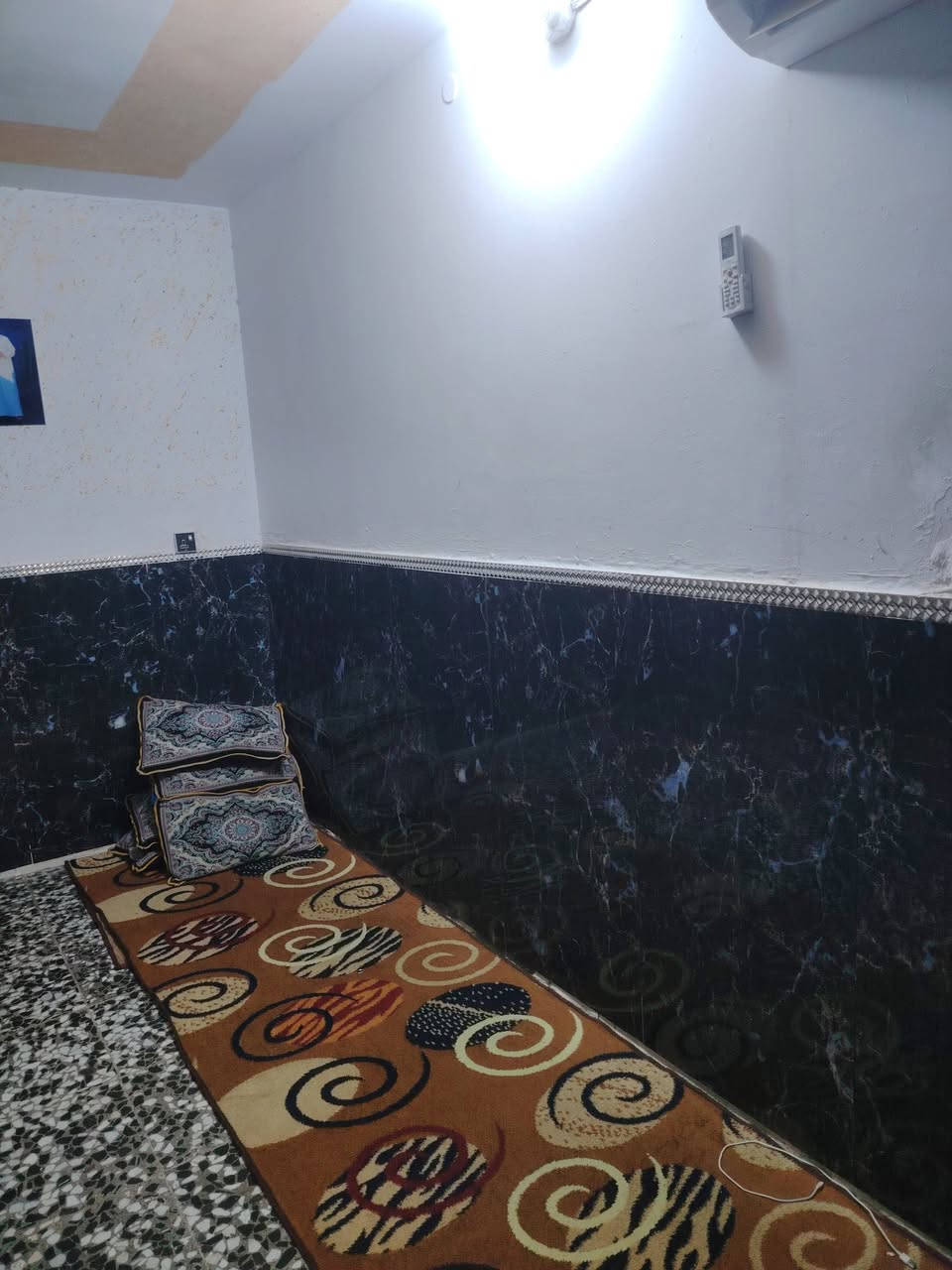 السلام عليكم نصف قطعه للبيع منطقه الألفين مقبيل أسواق ابوشيبه السعر تصل *********** اوخاص،،، ادمن
