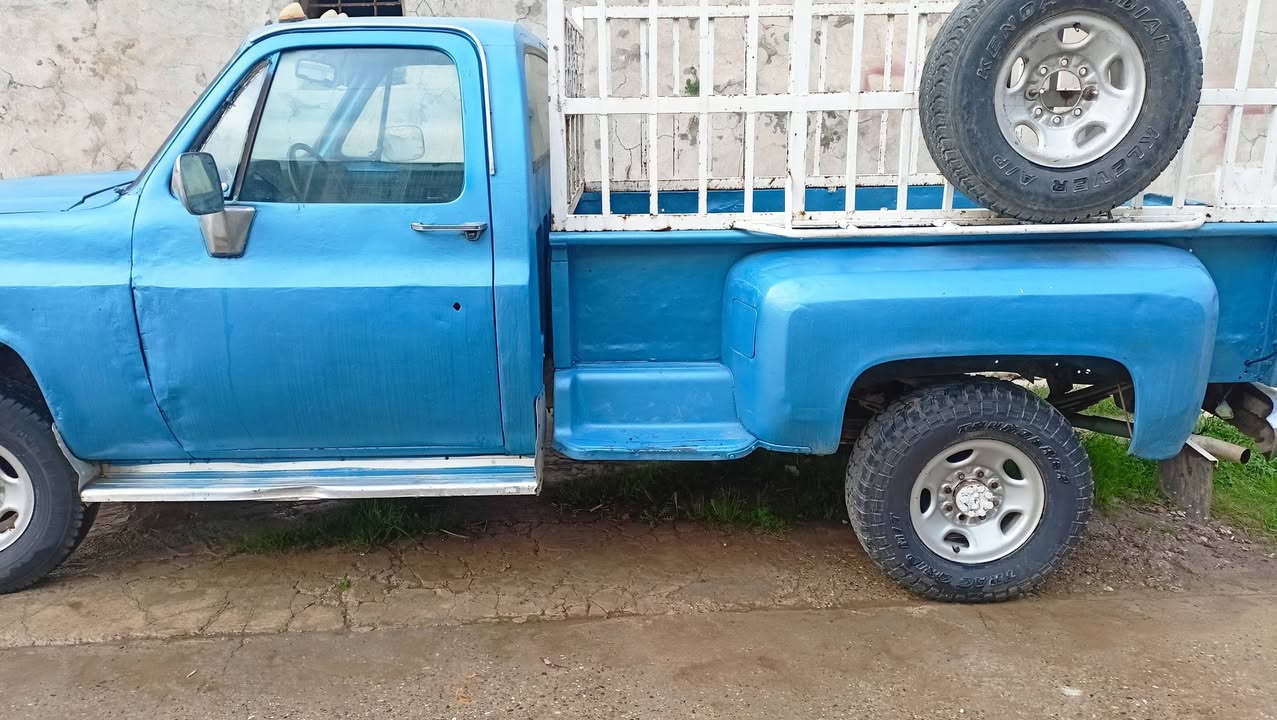 سلام عليكم لحد ينطي كلام يكول امسح منشور اني شاري شوفر ليت 1981 رقم نينوى الاماني مميز سنويه 2027 تحويل مباشر غرمات صفر محرك 6 طويل بي بخار كير عادي4نمر اكسن خفيف سعره 32بي مجال *********** واتساب  مكان سياره موصل
