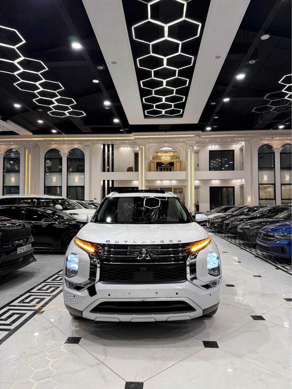 ميتسوبيشي اوتلاندر وارد امريكي موديل 2024 محرك 2.5 مواصفات S-AWC پلاس يعني فول فول شاشه جبيره كاميره خلفي بصمه بانوراما كشنات جلد كشنات كهربائي كشنات تتفيه بريك بصمه موبايل📱وايليس تبريد خلفي سندوك شفت اشاير مريات رادار جانبيات رادار امامي حساس امامي حساس خلفي كاميرات 🎥 خمسه ٣٦٠ امامي وجانبيات وخلفي ٧ راكب لايت ليد زينون ويل كروم تحكم استيرن تحديد سرعه فور ويل يعني دبل اكسل بعد هوايه مواصفات بيها سياره مكفوله من اي نواقص كله بشرط ضرر جملغ وحافت باب وحافت جملغ بجم كله بلادي كبس بشرط سياره بدون شخوط بدون تعديل بدون بقسات كله بشرط ارباكات طاك وراجع سستم سياره ماشي ٢٢ الف مكان سياره إربيل شريكه ابو  ظبي. كارس. سعر. 209$🔥😳  سياره بدون رقم تترقم شمالي فقط 

*********** وتساب
*********** أربيل, العراق
