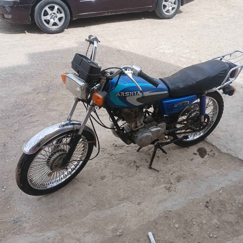 سلام عليكم دراجه ٤كير مديل ٢٠١٦اوراق اصليه مكانها الكوت الانوار الصدر الشراي يتصل ***********سعر ٤٠٠ بيها مجال بدرا, واسط
